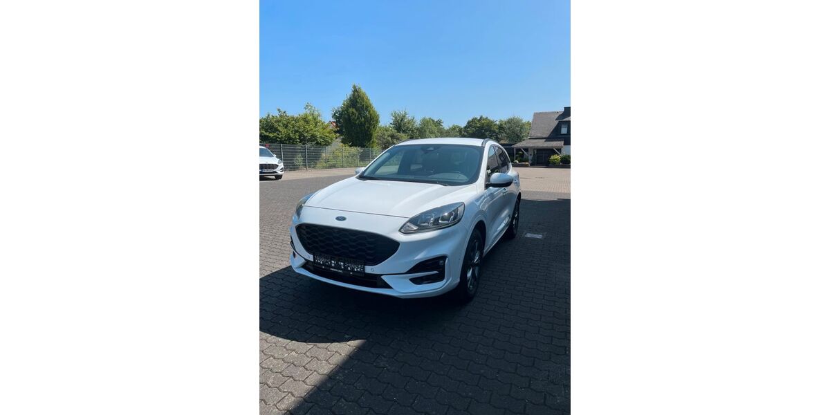 Ford Kuga 69.236 km 23.990 &euro; Urmitz 56220