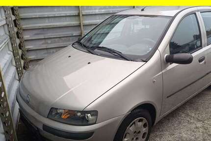 Fiat Punto 69.674 km 1.300 &euro; Lübeck 23556