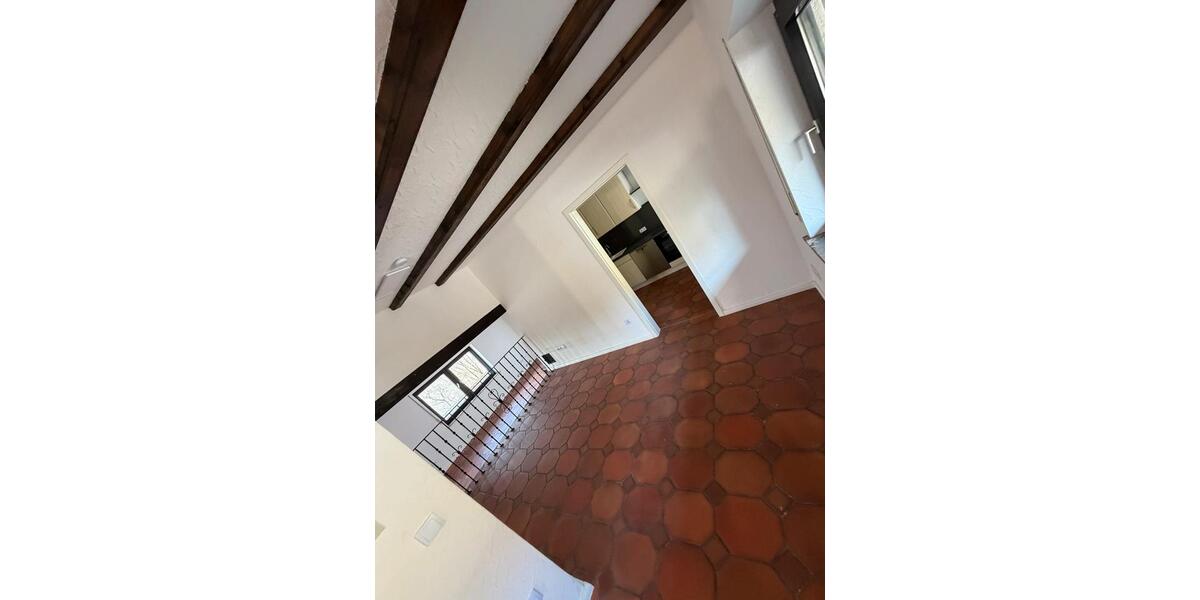 Einfamilienhaus Kusel - 10 Zimmer, 182 m&sup2;, 300.000&euro; | Angebot:26183932