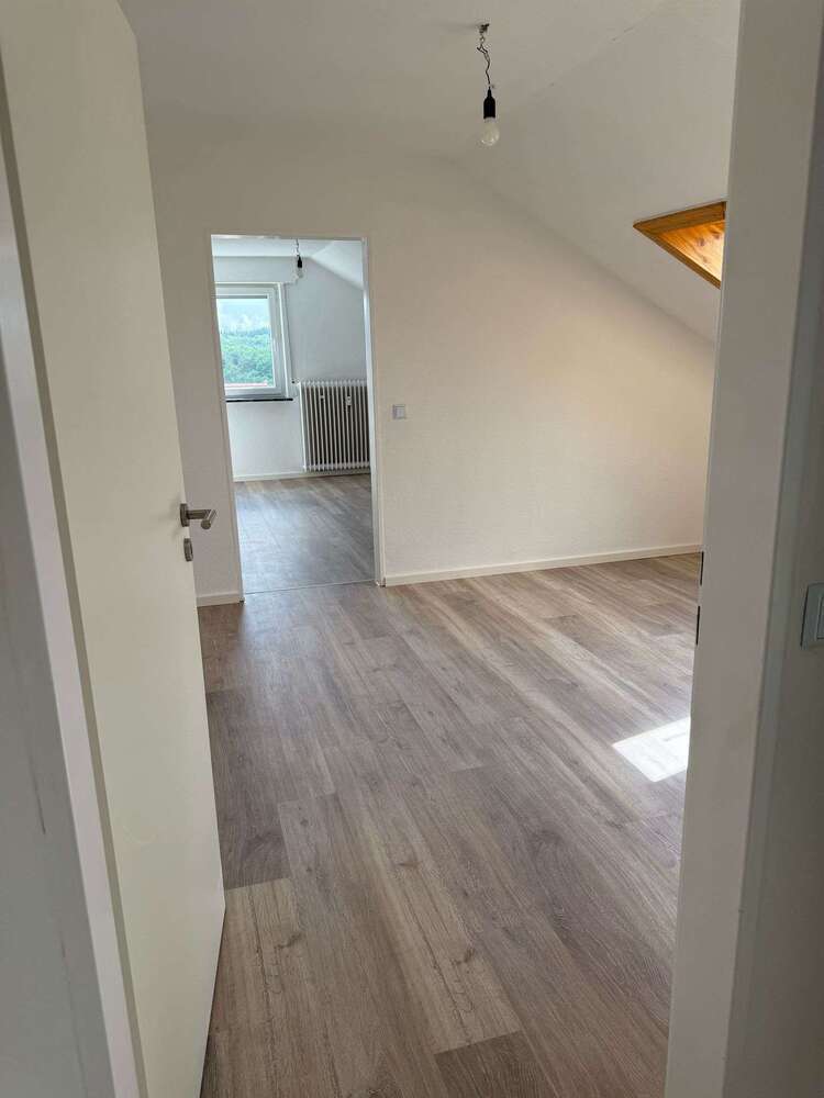 Wohnung zum Mieten in Östringen 375 € 38 m²
