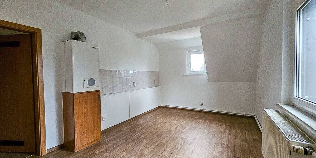 Etagenwohnung Lößnitz - 3 Zimmer, 62 m&sup2;, 375&euro; | Angebot:26852932