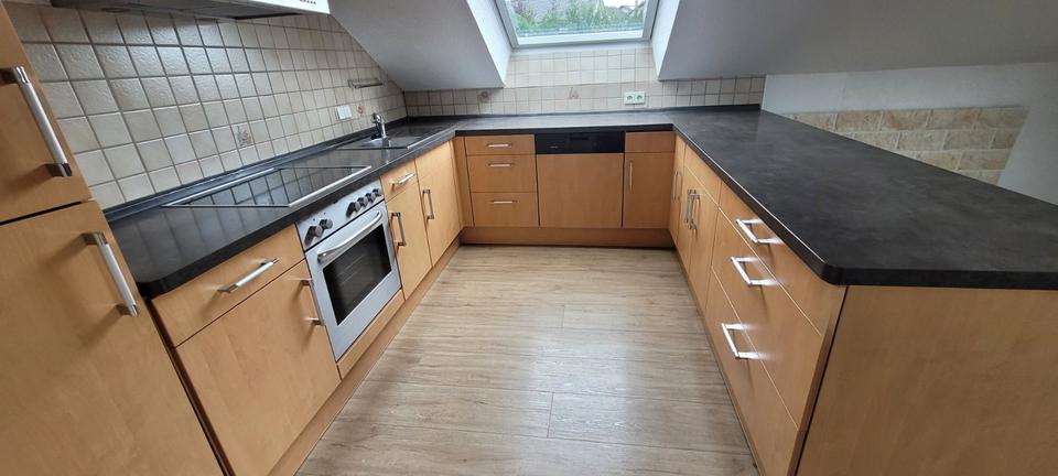 Dachgeschoßwohnung Bretten - 3 Zimmer, 102 m&sup2;, 1.070&euro; | Angebot:25044501