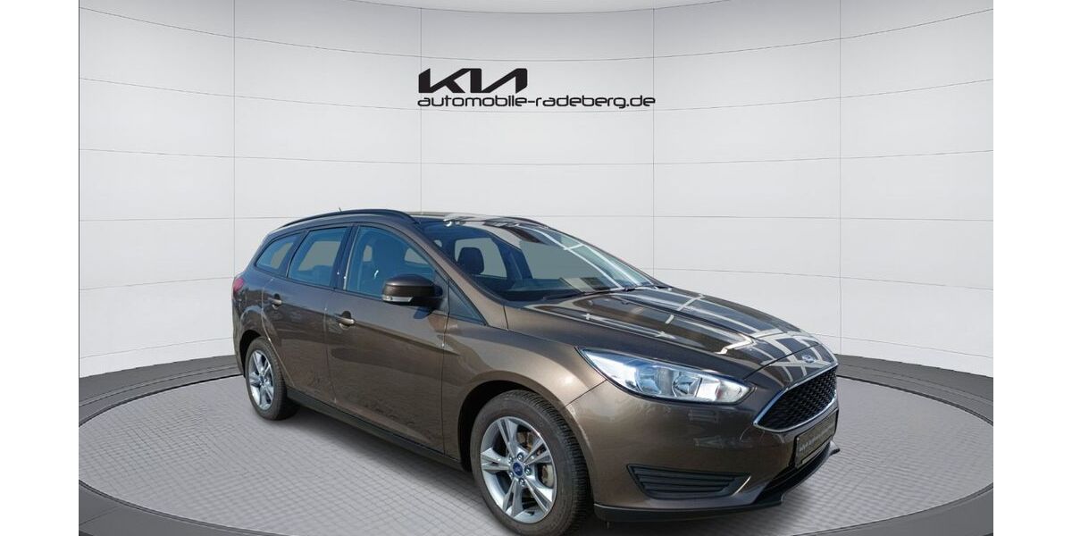 Ford Focus 62.200 km 9.500 &euro; Radeberg 01454