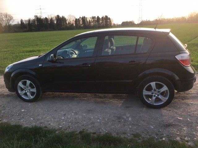 Opel Astra 203.600 km 2.990 &euro; Pliening 85652