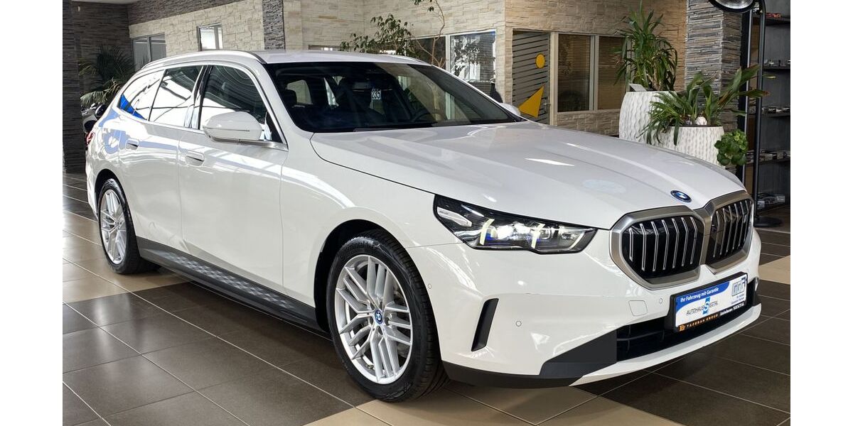 BMW i5 22.360 km 52.500 &euro; Eitorf 53783