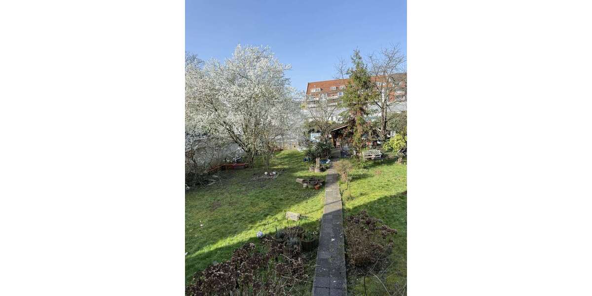 Etagenwohnung Düsseldorf Stadtbezirk 8 - 4 Zimmer, 102 m&sup2;, 1.490&euro; | Angebot:25590315