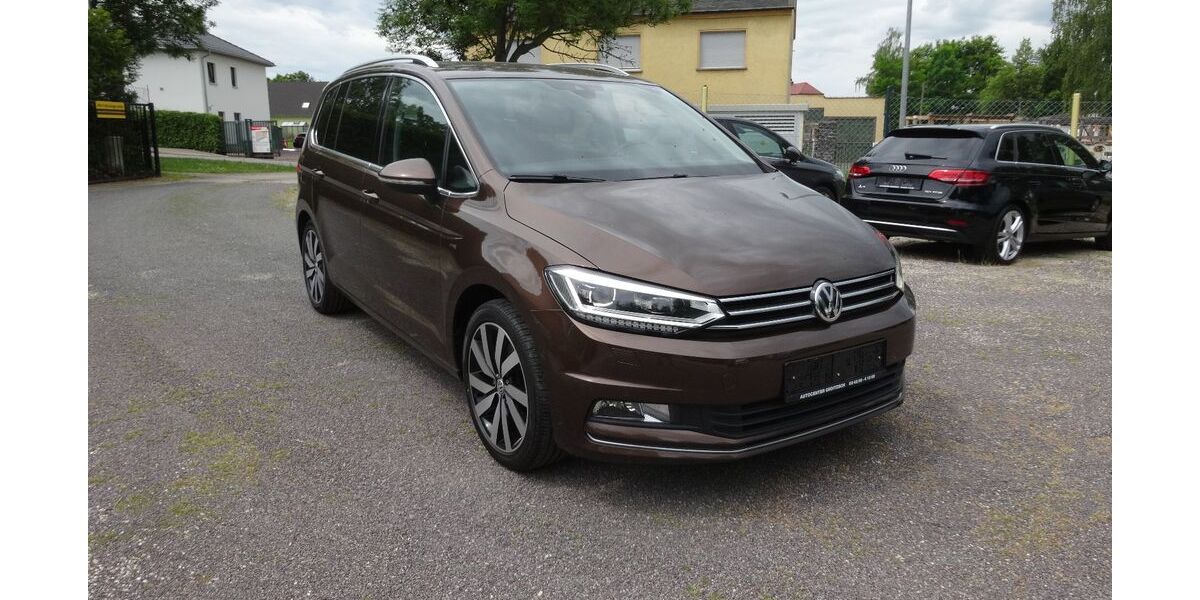 VW Touran 113.451 km 19.999 &euro; Groitzsch 04539