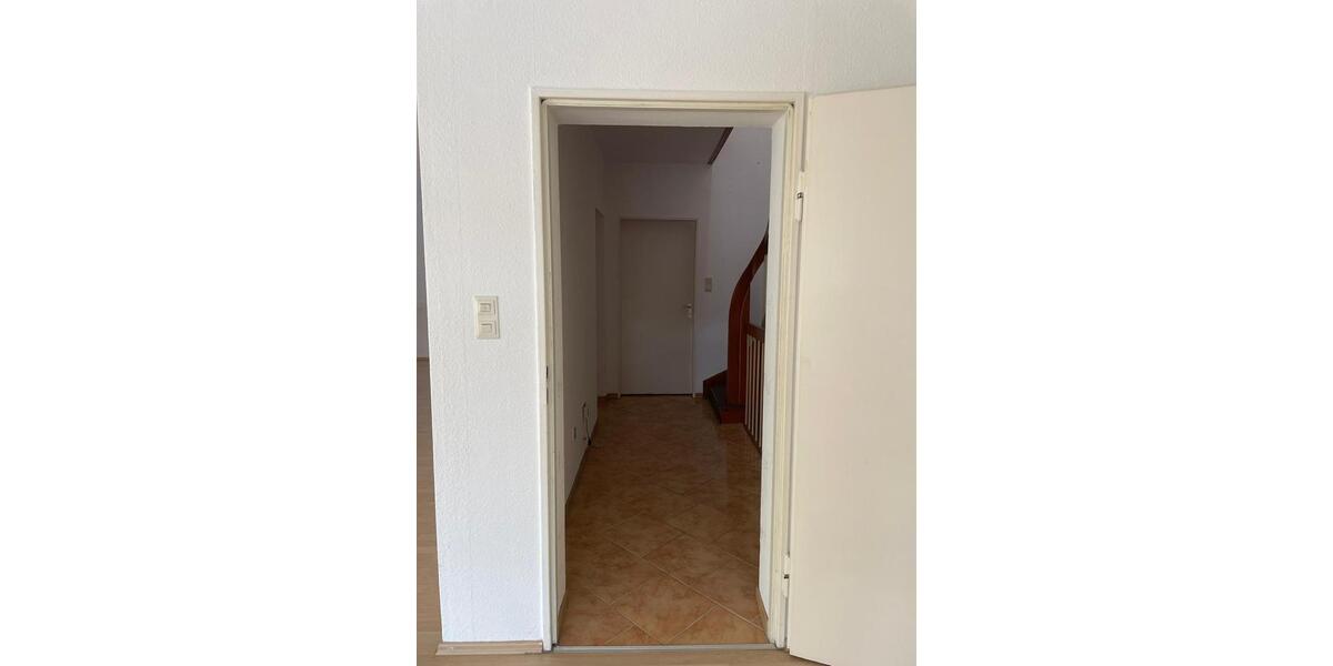 Reihenmittelhaus Spandau – ruhig, zentral, ideal für Familien 5 zimmer