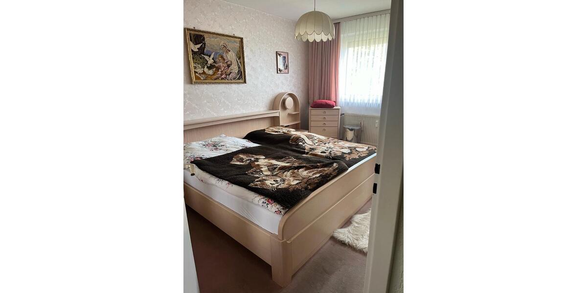 Etagenwohnung Bad Homburg vor der Höhe Gonzenheim - 2.5 Zimmer, 62 m&sup2;, 249.000&euro; | Angebot:26933112