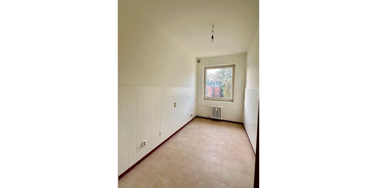 Provisionsfrei* 5-Zimmer-Wohnung in Wasserlage am Alsterlauf - Balkon, TG, 124 m², Alsterdorf - Etagenwohnung Hamburg Alsterdorf | Angebot:26935211