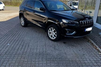 Jeep Cherokee 166.000 km 15.500 &euro; Reutlingen 72770