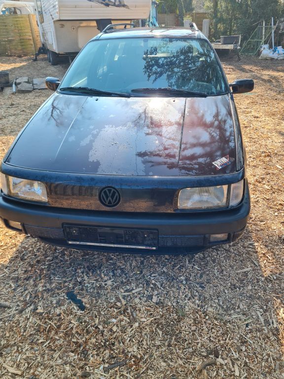 VW Passat 185.894 km 4.900 € Blankenfelde-Mahlow 15827