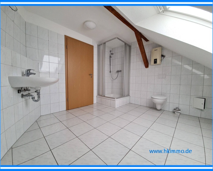 3-Raumwohnung unterm Dach in KöthenAnhalt - Einbauküche ist dabei - Gartenhaus optional - Etagenwohnung Köthen | Angebot:25568880