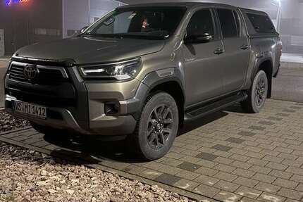 Toyota Hilux 21.000 km 58.900 &euro; Trossingen 78647