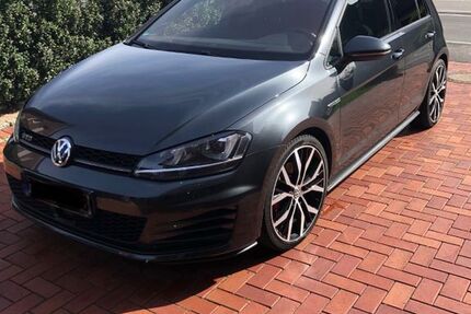 VW Golf 204.000 km 10.999 &euro; Ibbenbüren 49479