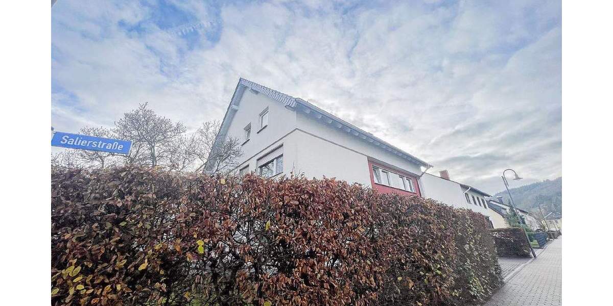 WG-Zimmer unweit des Campos in Top-Lage vom Remagen! 1 zimmer