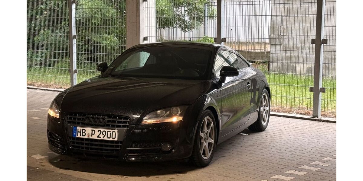 Audi TT 303.000 km 5.800 &euro; Bremerhaven 27574