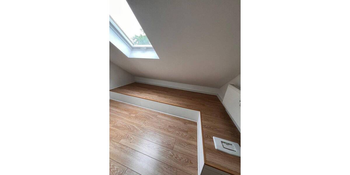 Einfamilienhaus Roßbach - 3 Zimmer, 125 m&sup2;, 1.100&euro; | Angebot:26908517
