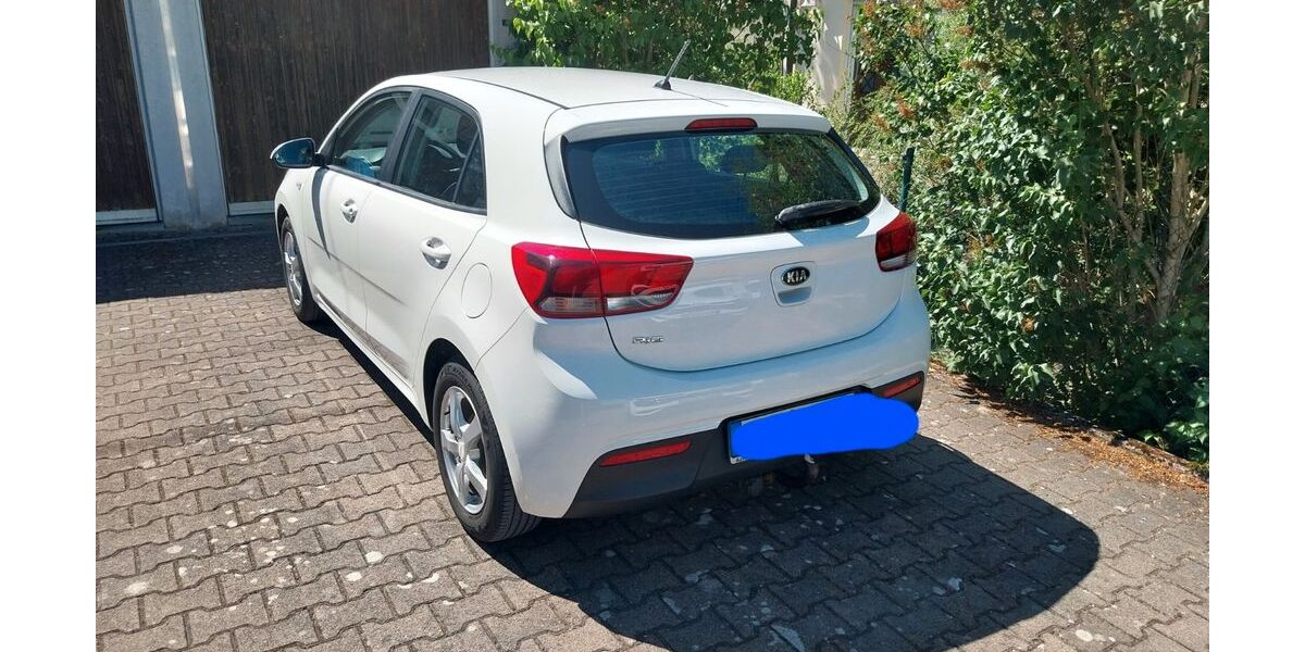Kia Rio 95.112 km 7.390 &euro; Söhnstetten 89555