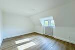 Gut geschnittene 3-Zimmer-Wohnung mit kleiner Pantryküche