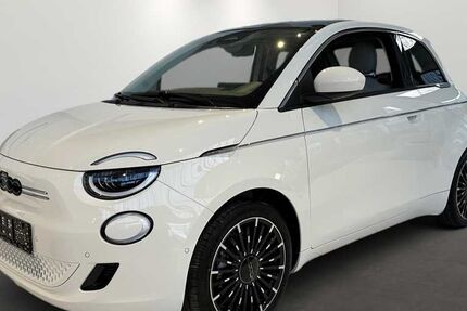 Fiat 500e 11.000 km 25.990 &euro; München 81249