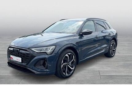 Audi Q8 e-tron 31.737 km 52.978 &euro; Oldenburg 26135