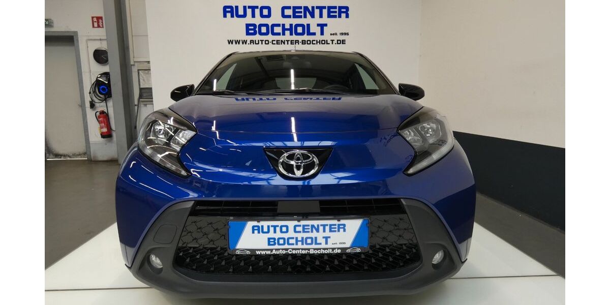 Toyota Aygo (X) 19.735 km 15.200 &euro; Bocholt 46395