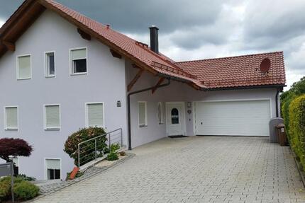 Wohnung Waldmünchen - 4 Zimmer, 110 m&sup2;, 720&euro; | Angebot:26665934