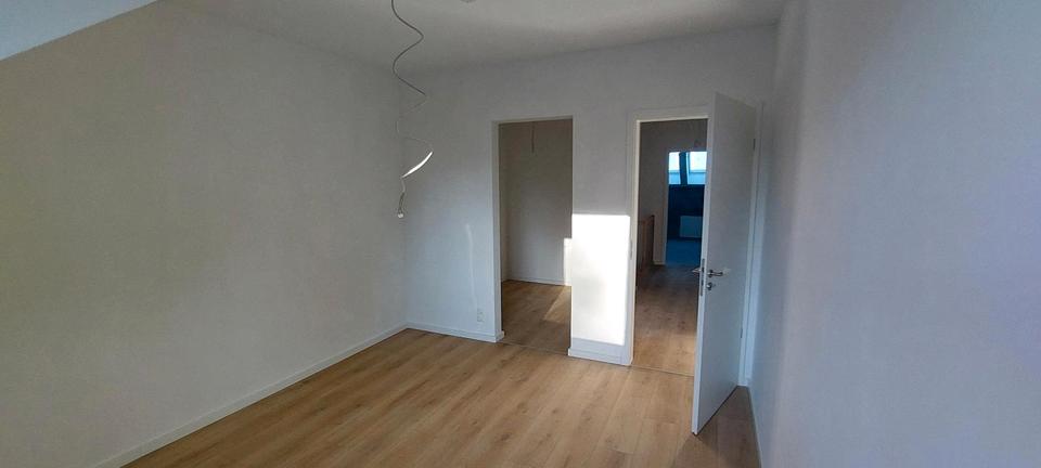 Doppelhaushälfte Seevetal Hagolt - 4 Zimmer, 149 m&sup2;, 2.350&euro; | Angebot:24628537