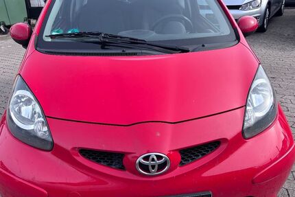 Toyota Aygo (X) 204.000 km 1.350 &euro; Garching bei München 85748