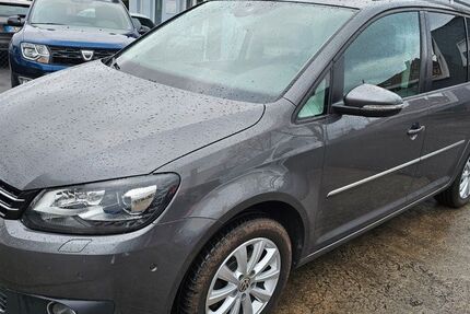 VW Touran 133.127 km 10.990 &euro; Rathenow 14712