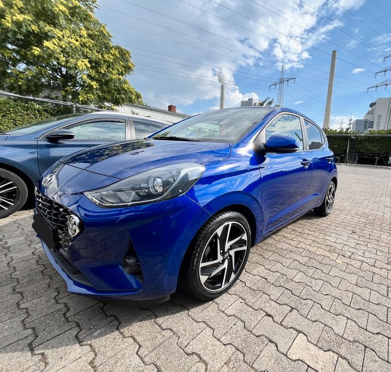 i10