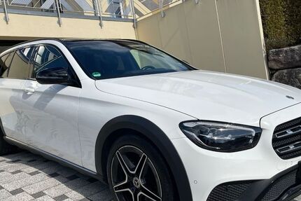 Mercedes-Benz E 220 96.400 km 35.900 &euro; Simmozheim 75397