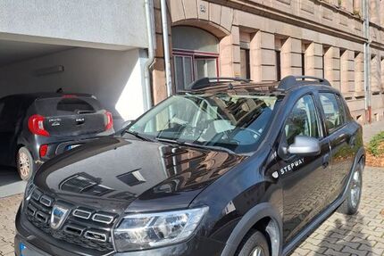 Dacia Sandero 47.800 km 10.800 &euro; Fürth 90766