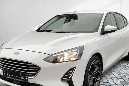 Ford Focus 63.534 km 13.479 &euro; Bamberg 96052