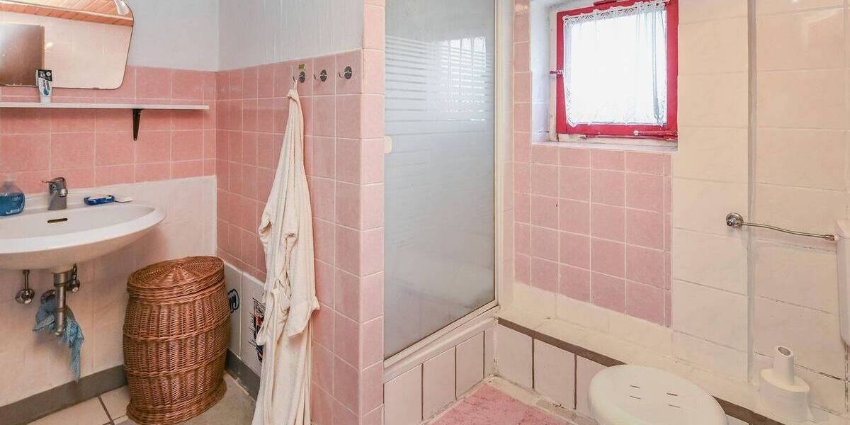 Einfamilienhaus Vlotho Exter - 7 Zimmer, 208 m&sup2;, 198.000&euro; | Angebot:26205750