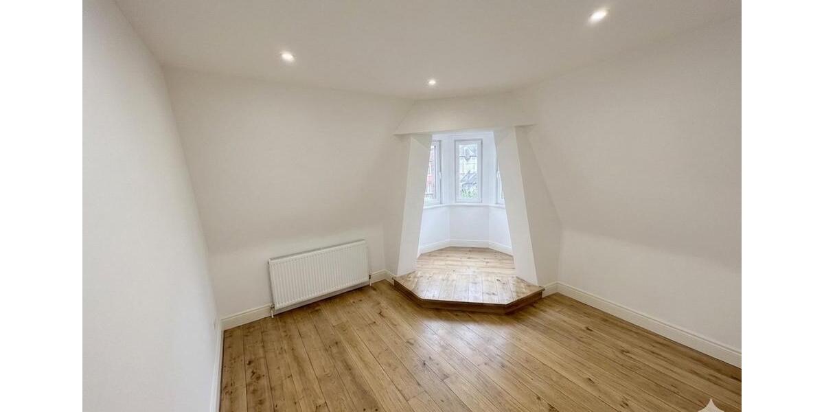 Dachgeschoßwohnung Hemer - 5 Zimmer, 120 m&sup2;, 1.150&euro; | Angebot:26329344