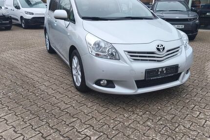 Toyota Verso 76.000 km 12.800 &euro; Lohne 49393