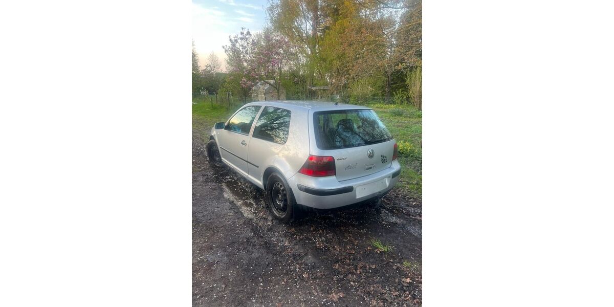 VW Golf 304.000 km 550 &euro; Langenhagen 30855