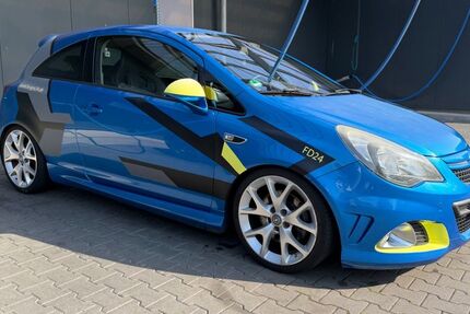 Opel Corsa 136.500 km 7.990 &euro; Wipperfürth 51688