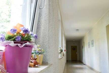 Wohnung zum Mieten in Wuppertal 276,89 € 47.69 m² 1 zimmer