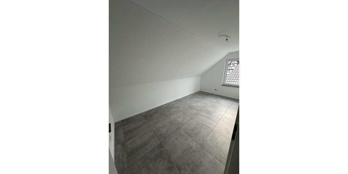 Maisonettenwohnung Künzelsau - 4 Zimmer, 87 m&sup2;, 1.045&euro; | Angebot:26024493