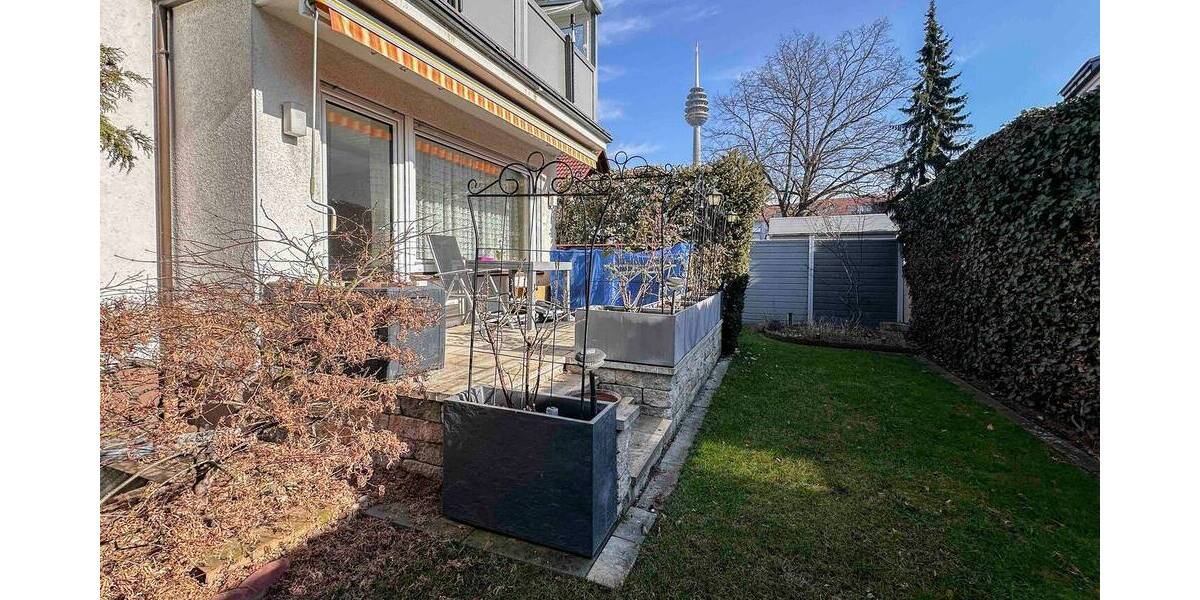 Doppelhaushälfte Nürnberg Schweinau - 8 Zimmer, 179 m&sup2;, 589.000&euro; | Angebot:26028374