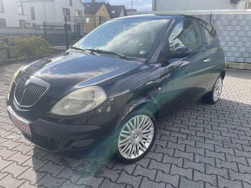 Ypsilon