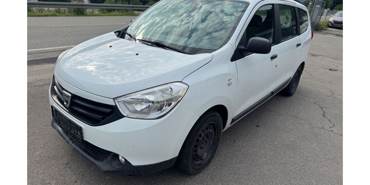 Dacia Lodgy 182.000 km 3.499 &euro; Oberndorf a.N. - Aistaig 78727