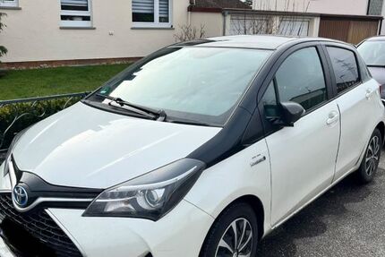 Toyota Yaris 125.500 km 10.100 &euro; Stuttgart 70329