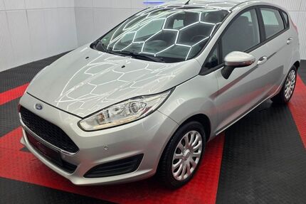 Ford Fiesta 152.000 km 5.450 &euro; Osterode am Harz 37520