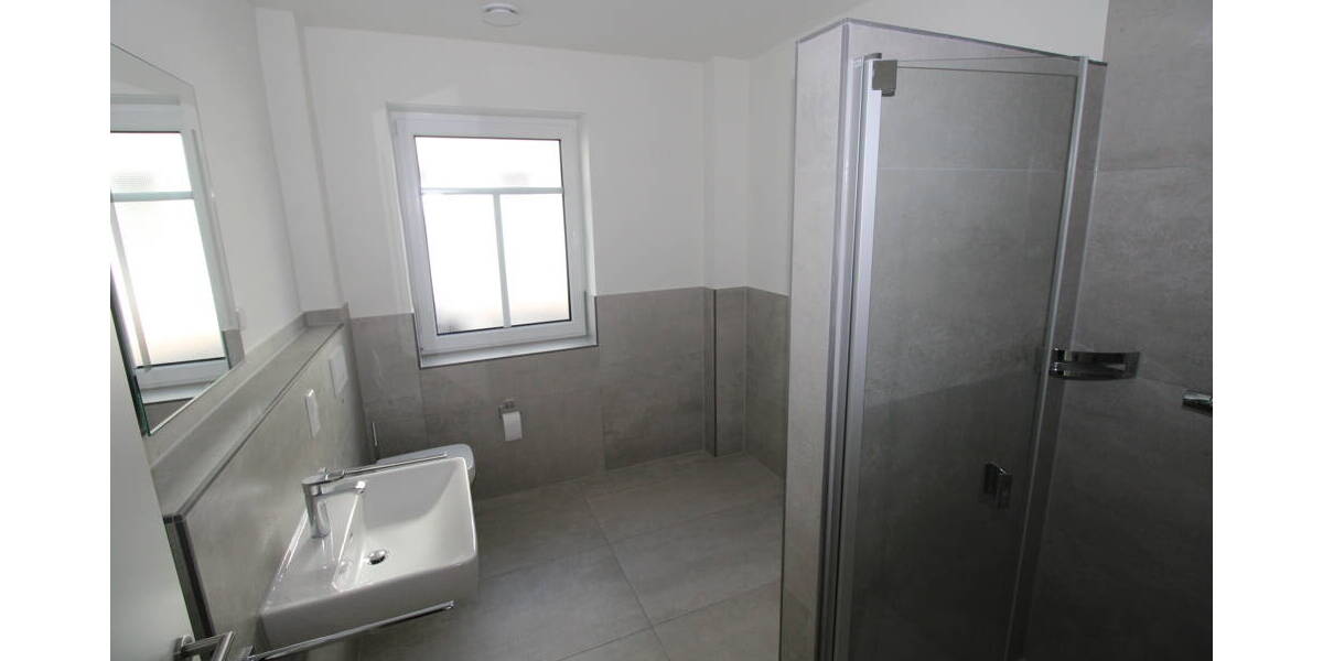 Etagenwohnung Varel - 3 Zimmer, 84 m&sup2;, 273.000&euro; | Angebot:25671281