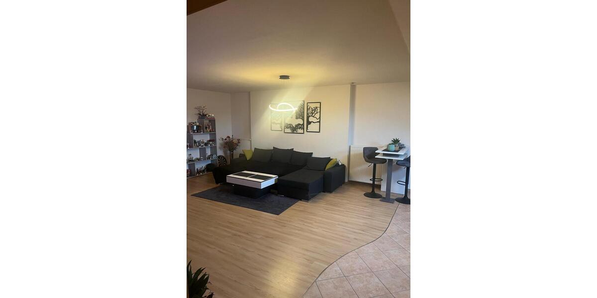 Dachgeschoßwohnung Waren (Müritz) - 2 Zimmer, 64 m&sup2;, 670&euro; | Angebot:26325872
