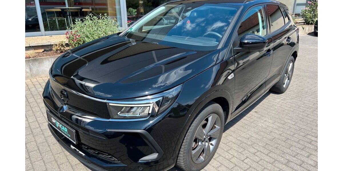 Opel Grandland (X) 18.850 km 21.950 &euro; Ochsenfurt 97199
